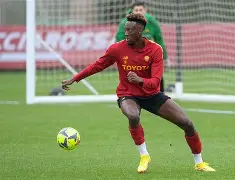 九游体育官网-今夜马赛强势反弹罗马队长鼓劲，网友：曼联集结日官宣签约